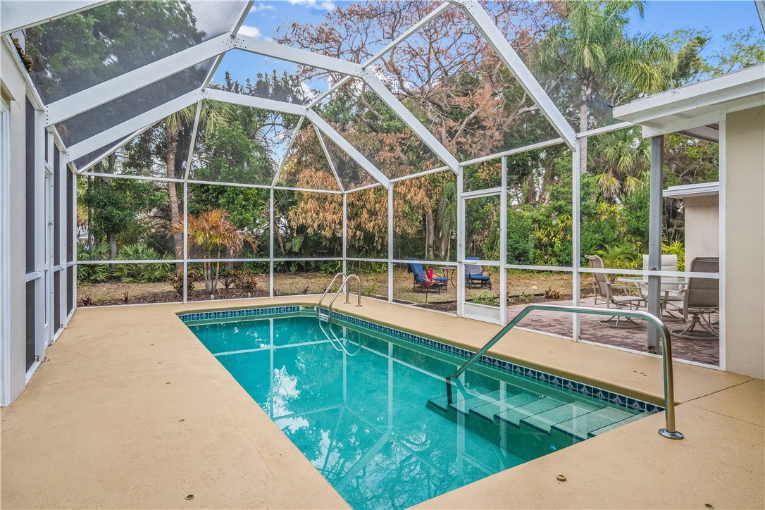 2145 Buena Vista Boulevard