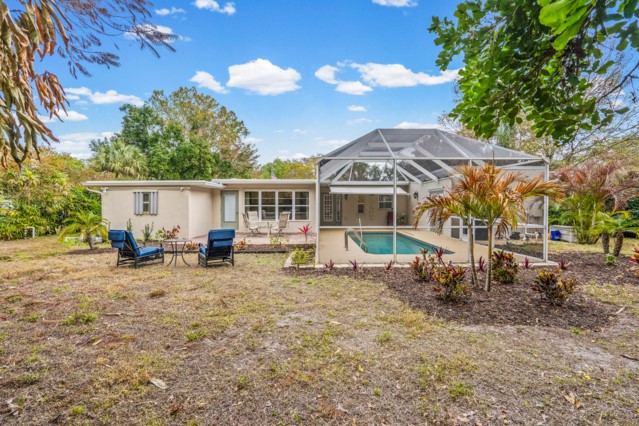 2145 Buena Vista Boulevard