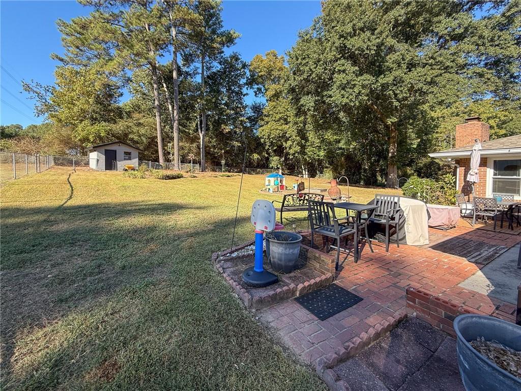 1733 Rhonda Lane