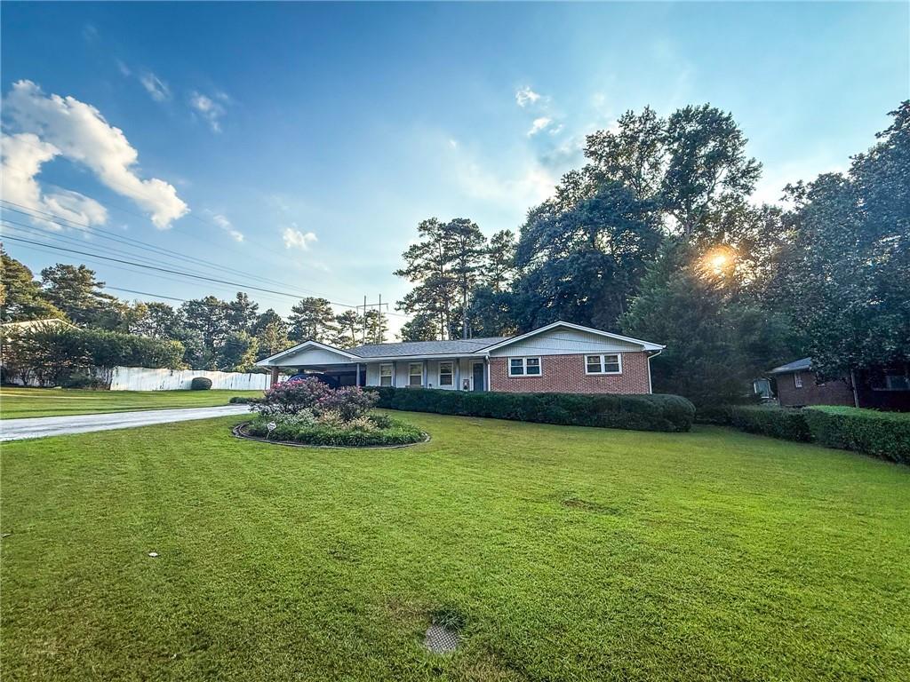 1733 Rhonda Lane