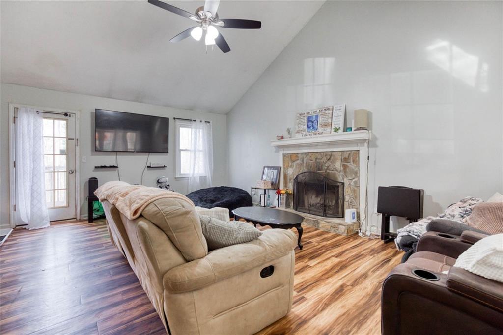 3768 Windy Hill Drive SE