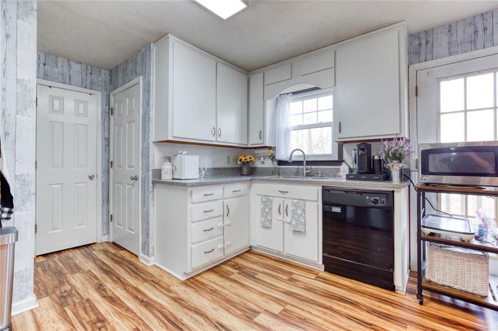 3768 Windy Hill Drive SE