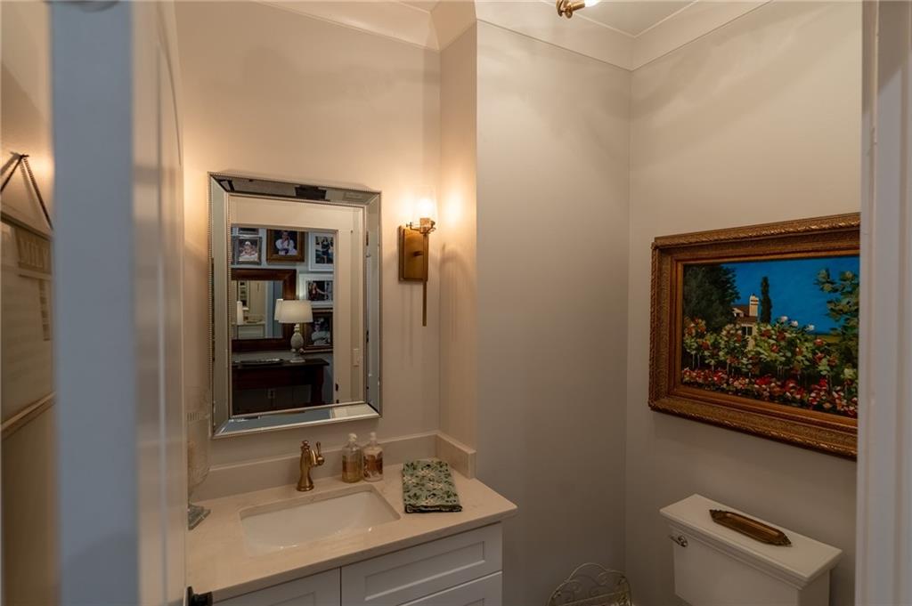 404 Fox Valley Drive