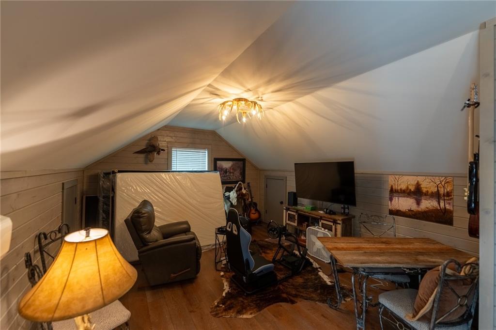 404 Fox Valley Drive