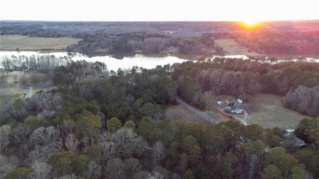 404 Fox Valley Drive