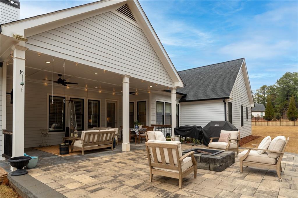 404 Fox Valley Drive