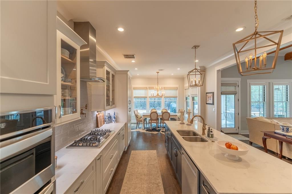 404 Fox Valley Drive