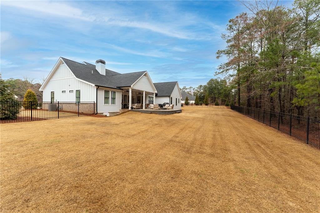 404 Fox Valley Drive