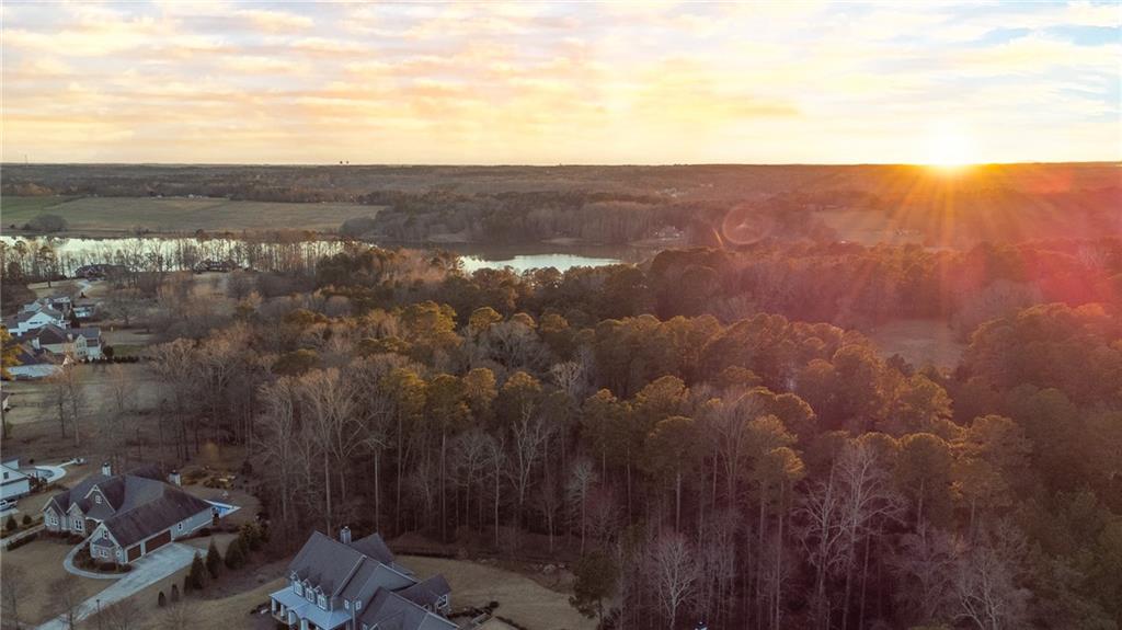 404 Fox Valley Drive