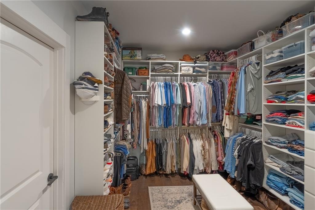 404 Fox Valley Drive