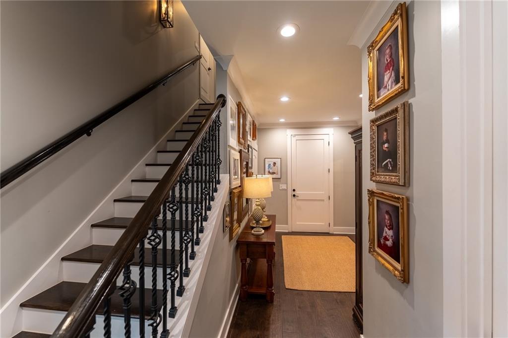 404 Fox Valley Drive