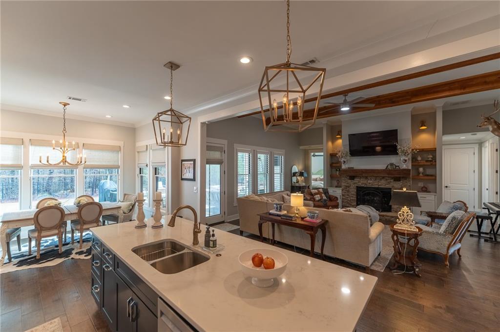 404 Fox Valley Drive