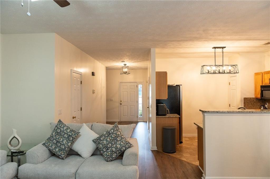 1514 Parc Main Street