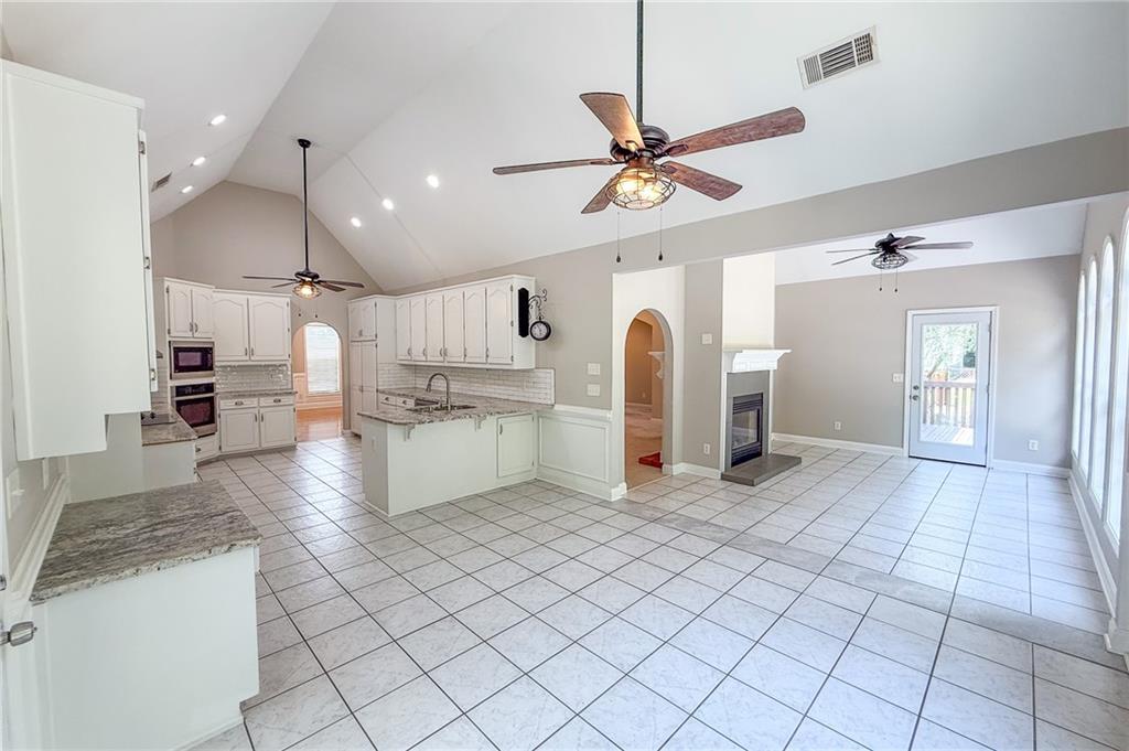 6015 Cedar Lake Trail