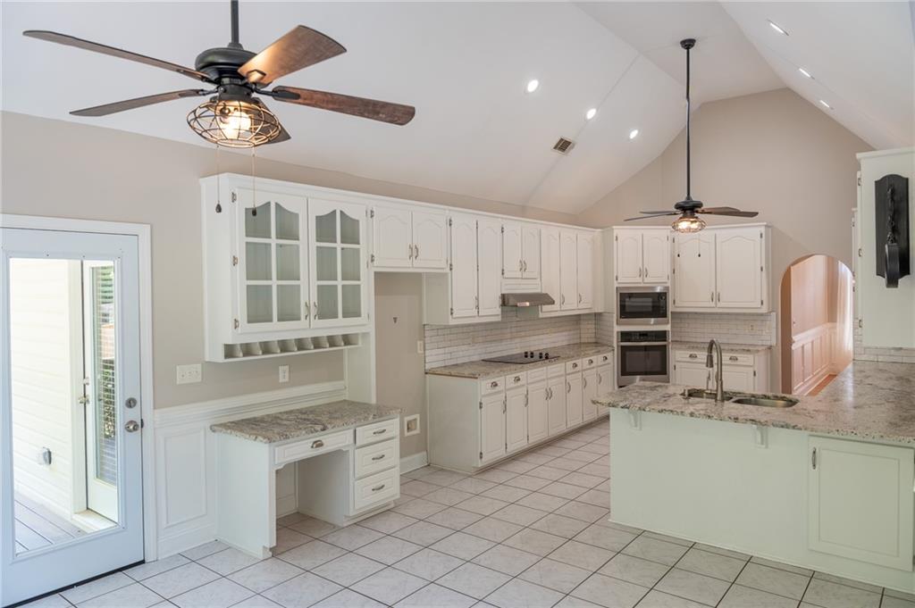 6015 Cedar Lake Trail