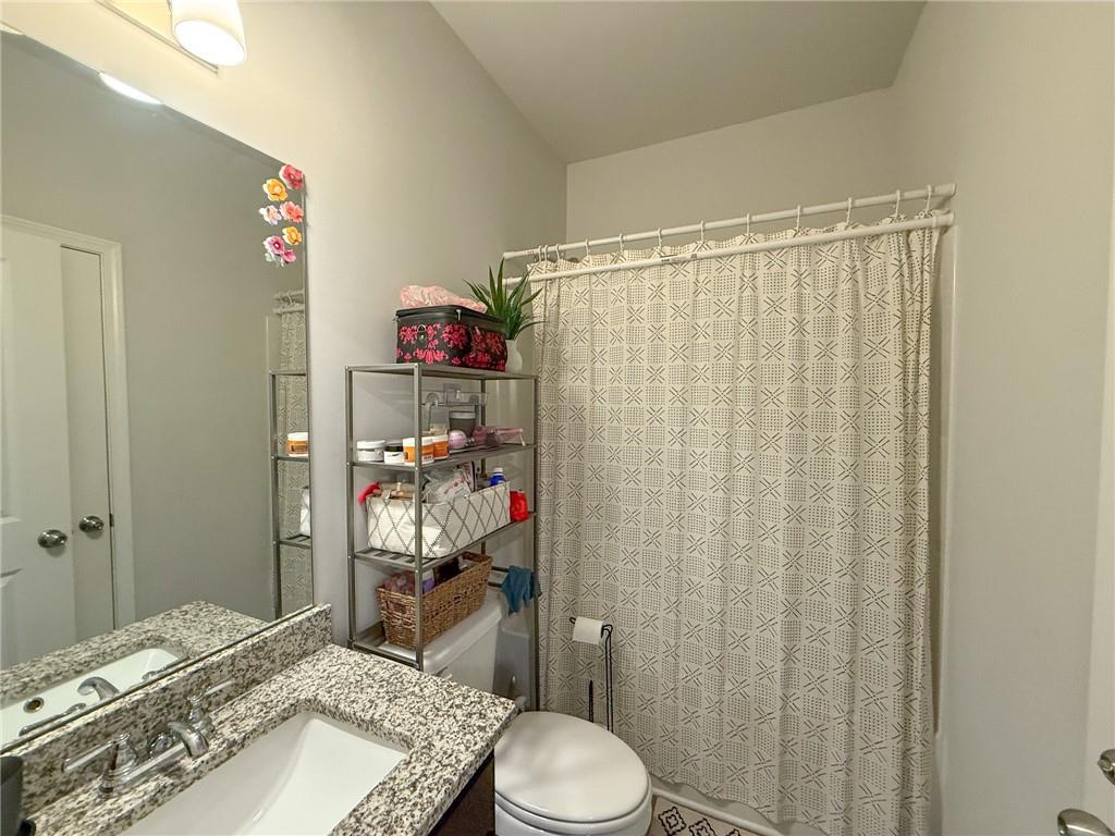 1576 Gin Blossom Circle
