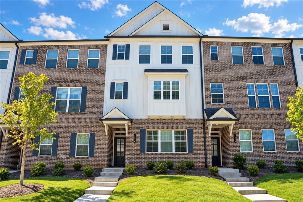 1576 Gin Blossom Circle