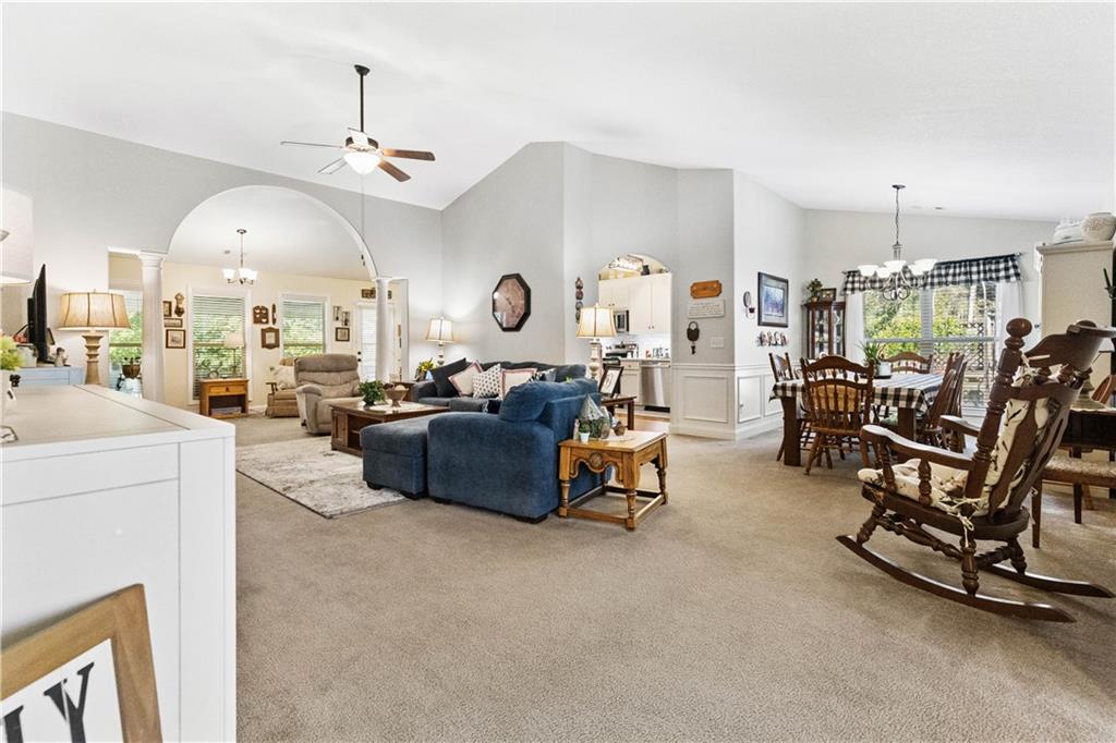 1912 Wheatfield Circle