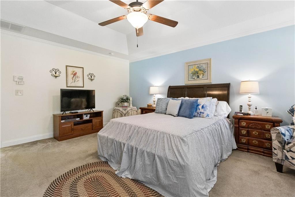1912 Wheatfield Circle