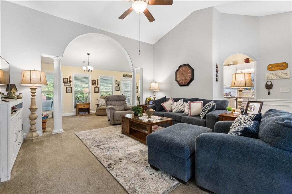 1912 Wheatfield Circle