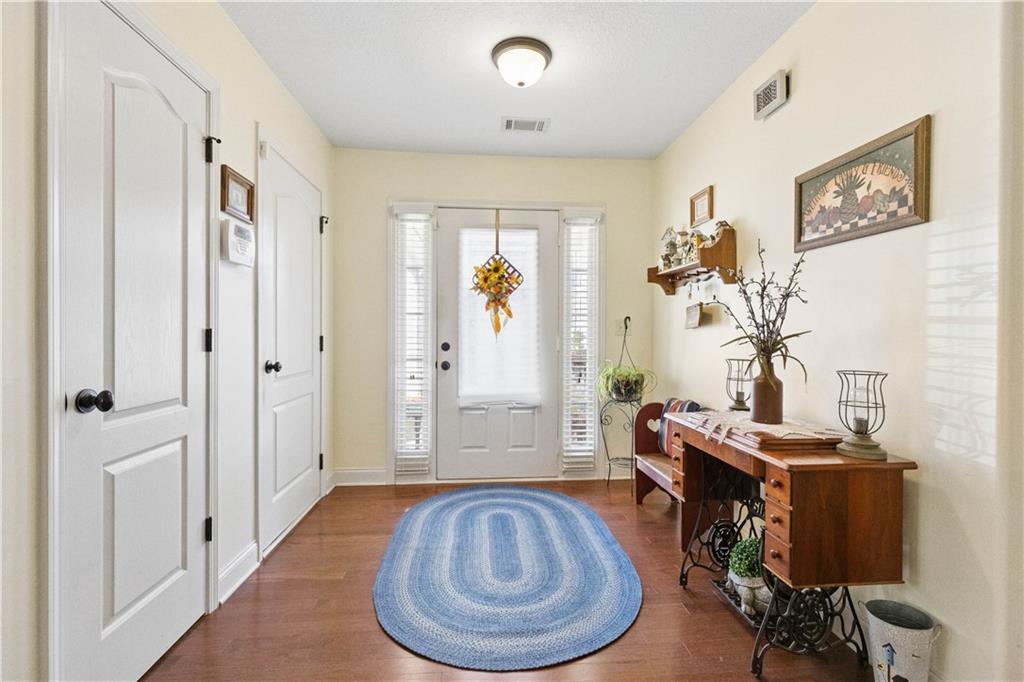 1912 Wheatfield Circle