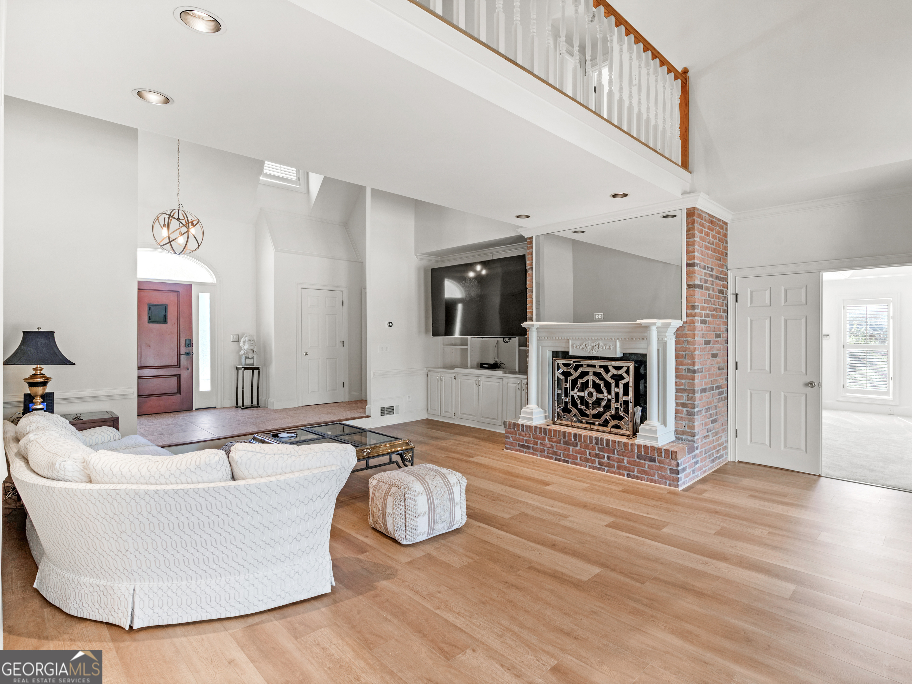 8531 N Shore Drive