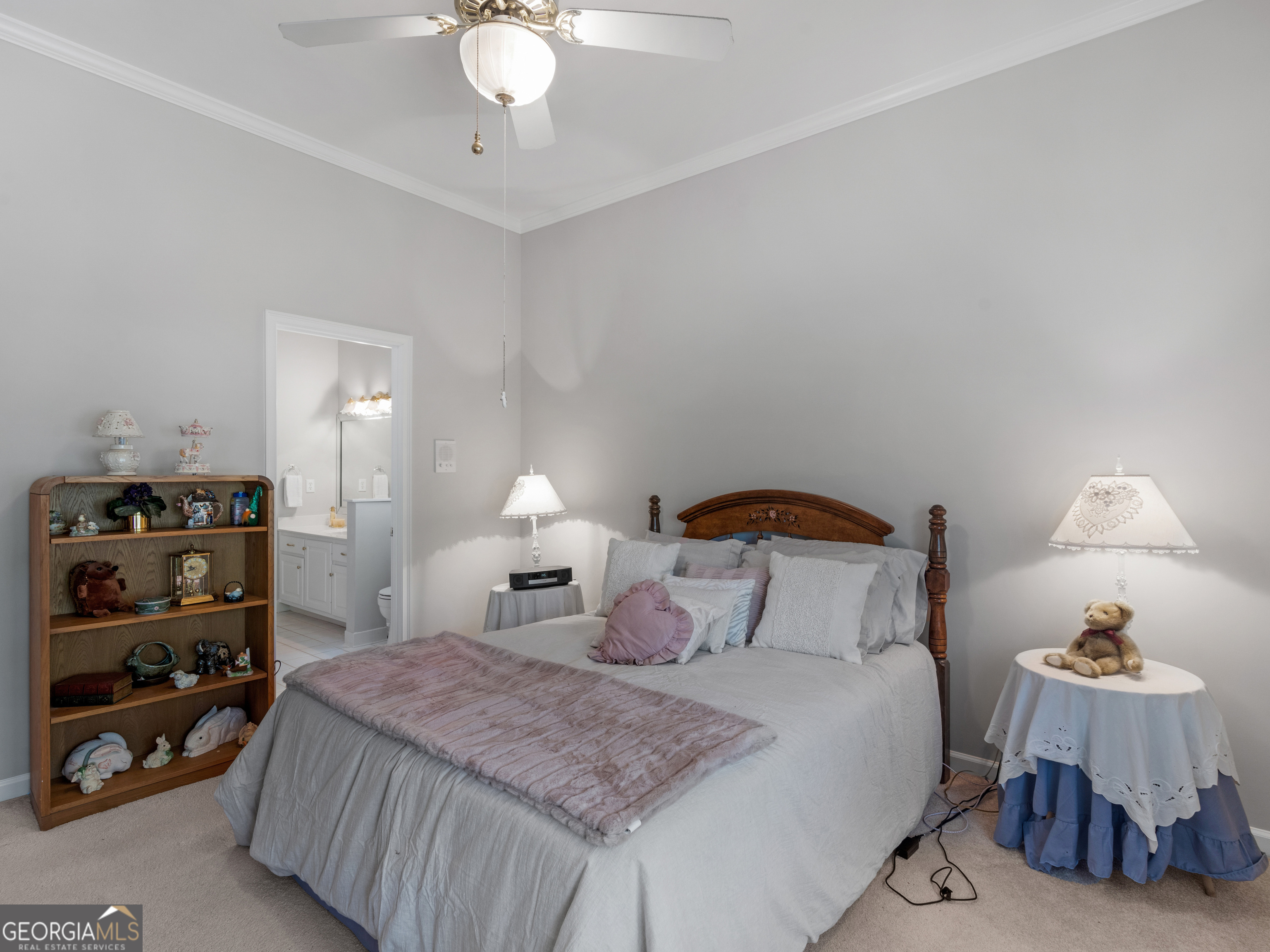 8560 Canal Drive