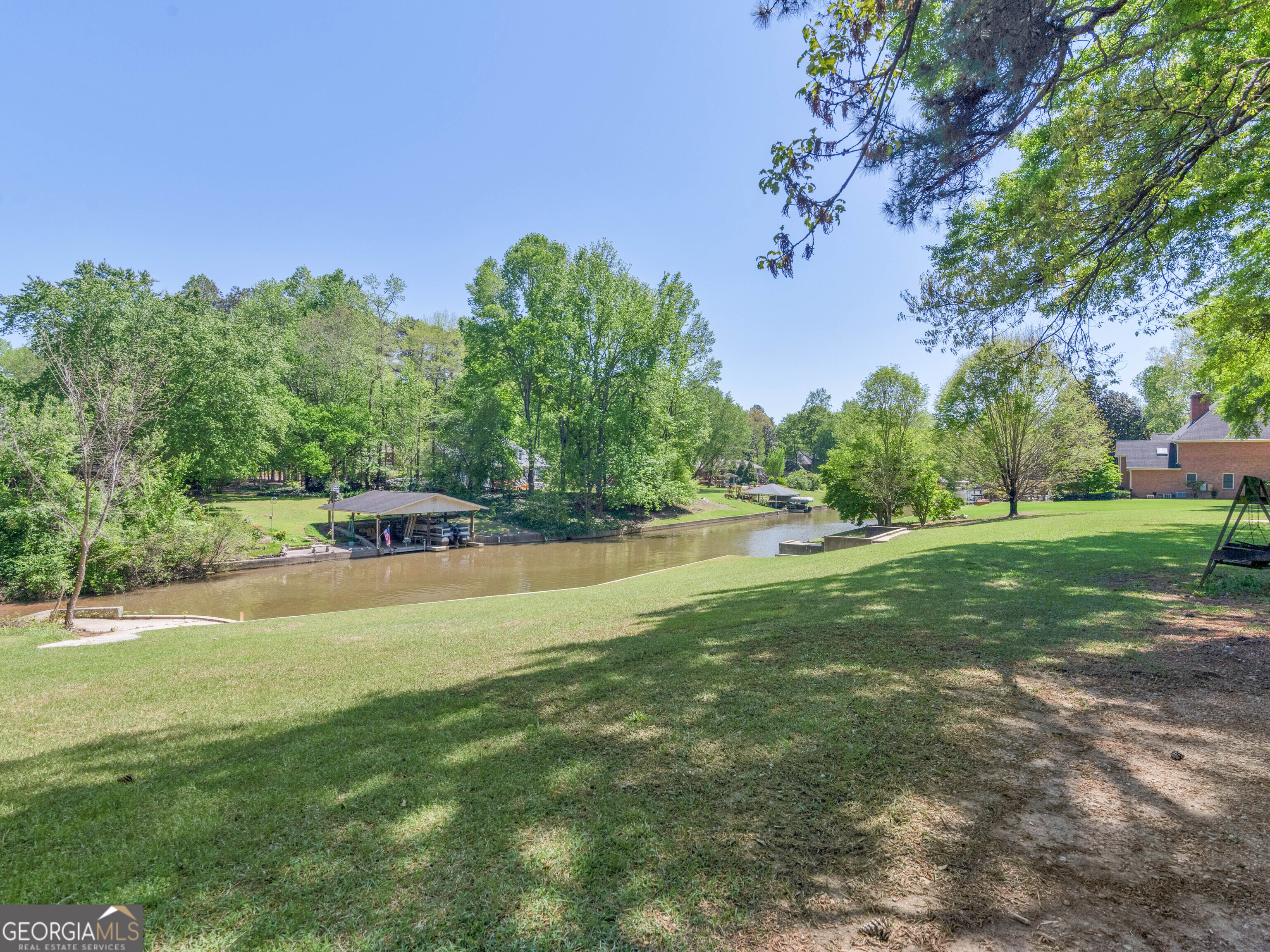 8560 Canal Drive