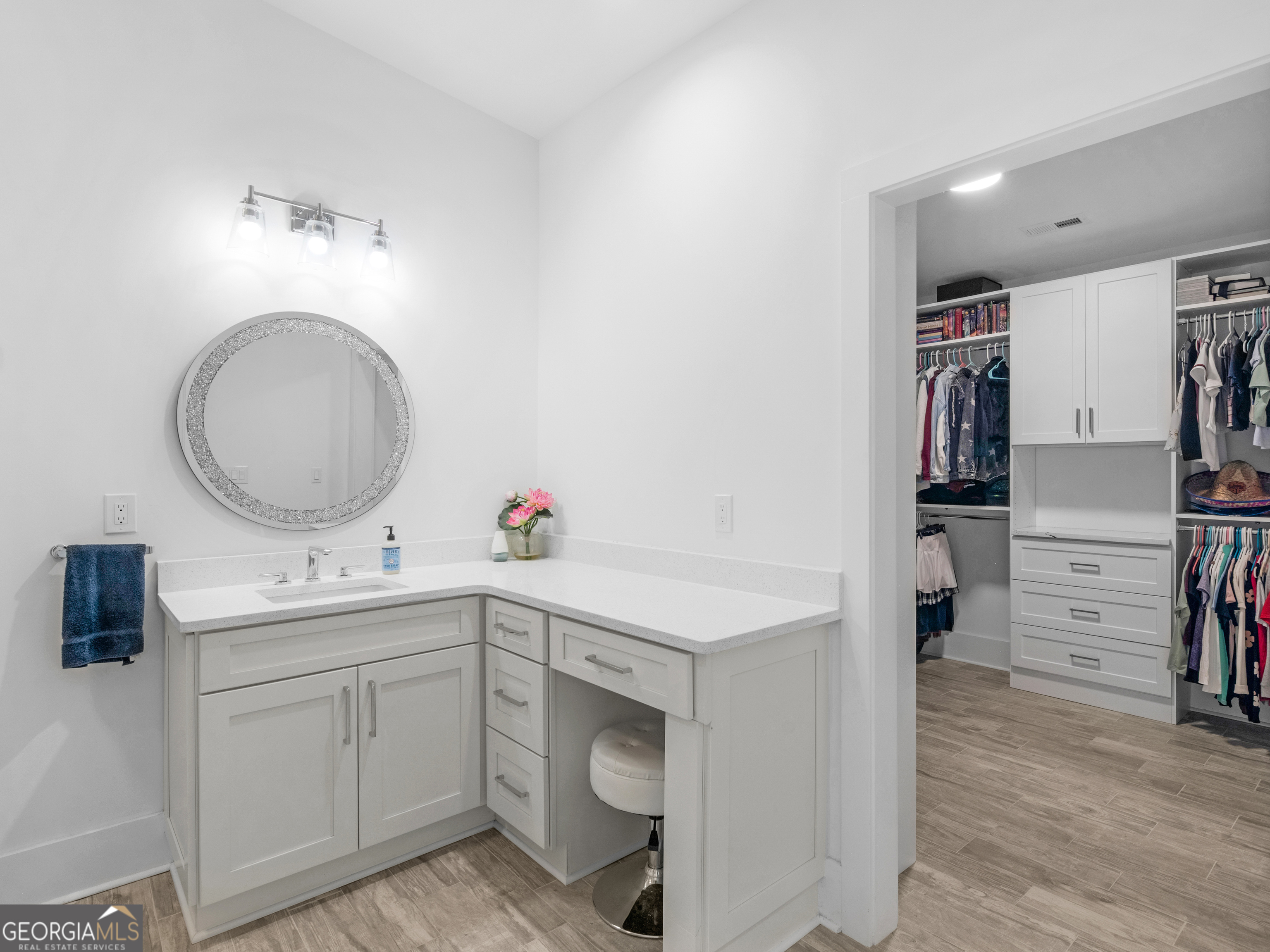 2775 Club Valley Court