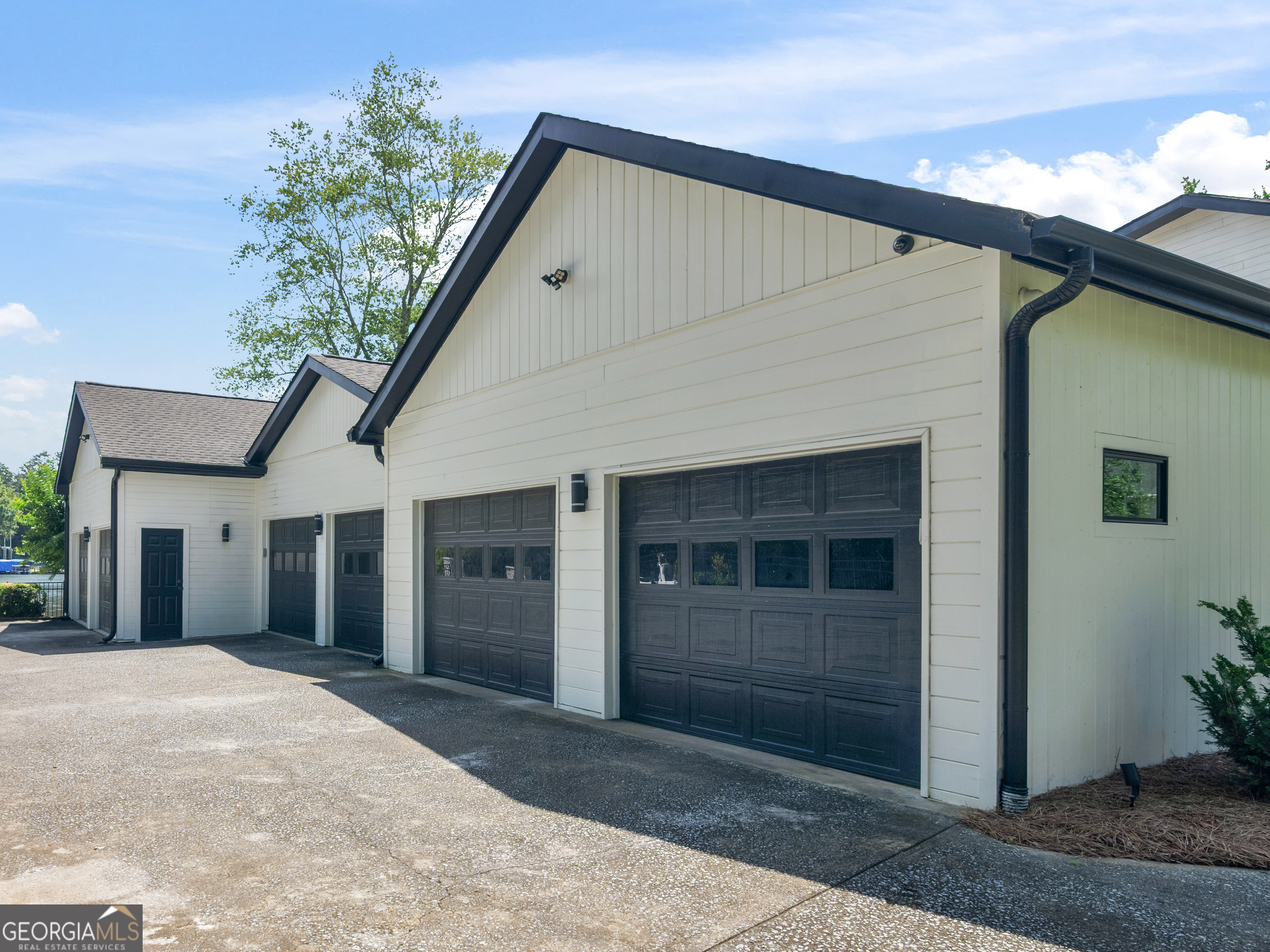 2775 Club Valley Court