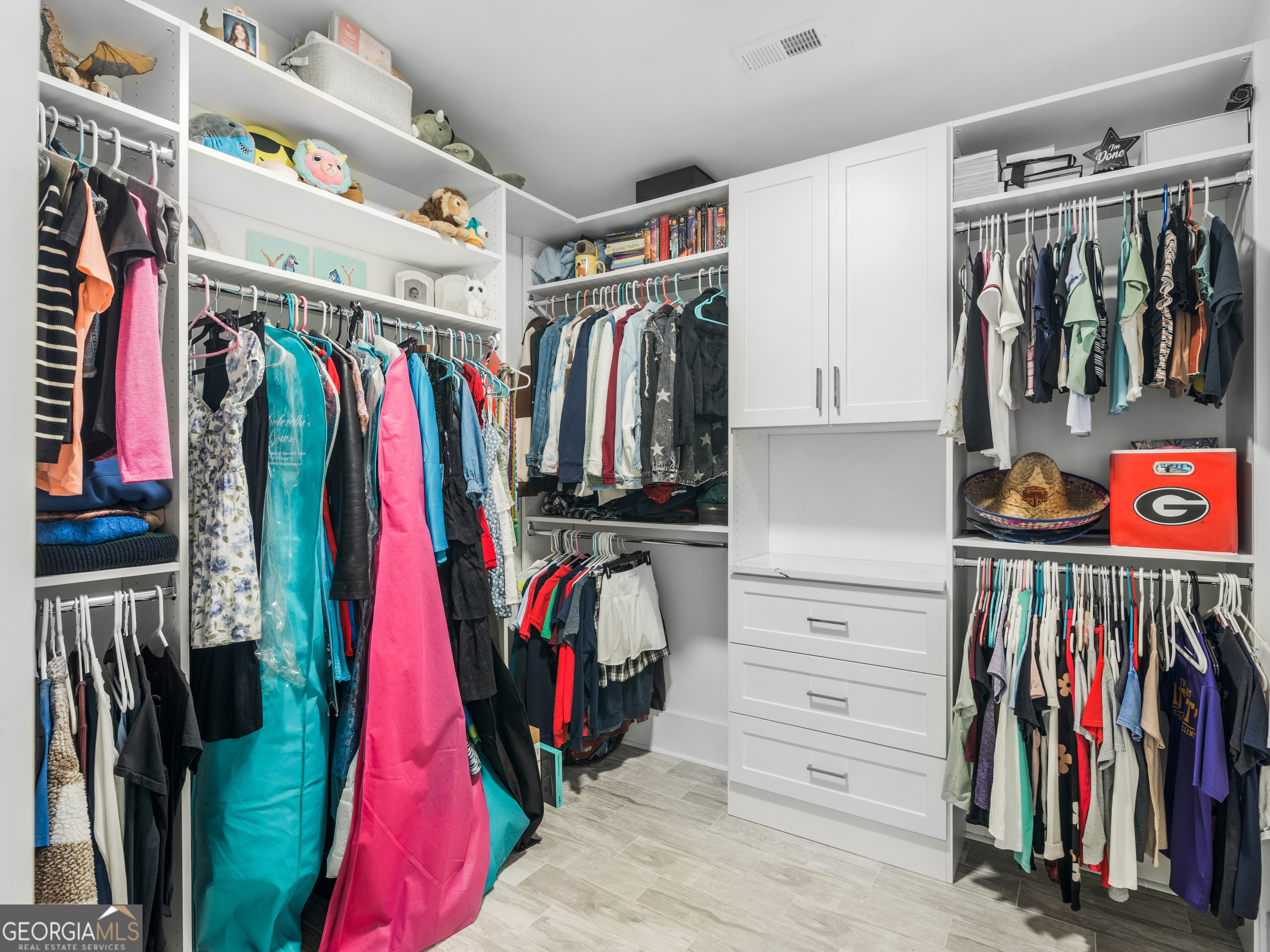 2775 Club Valley Court