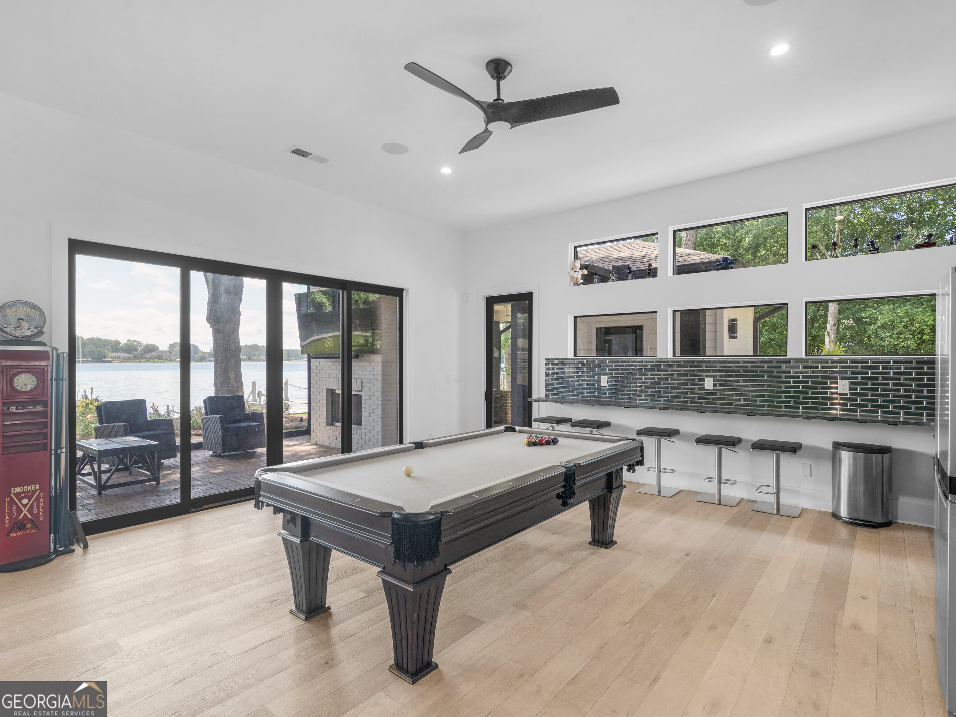 2775 Club Valley Court