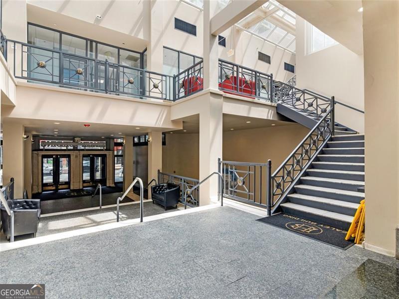 57 FORSYTH Street NW # 5B