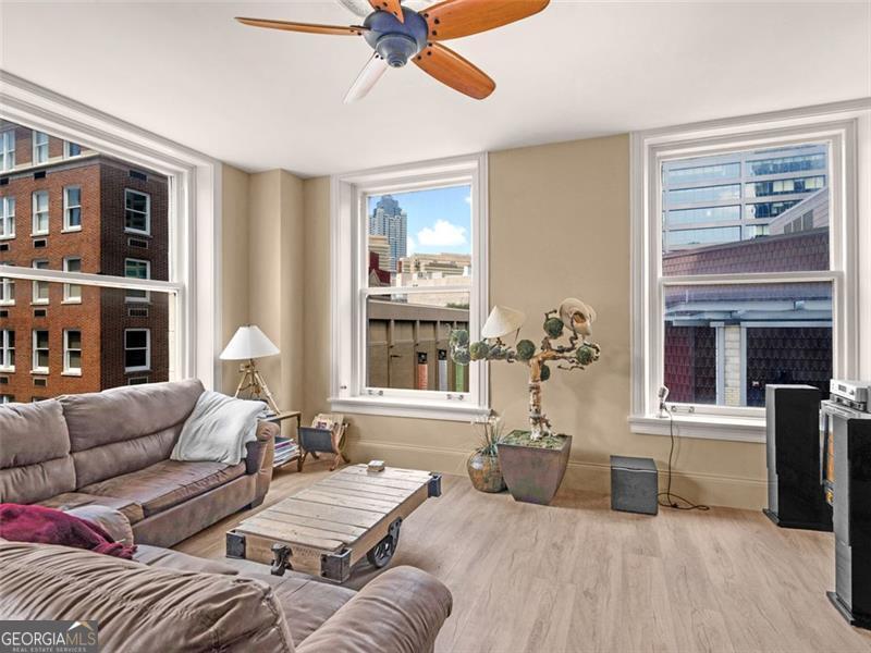 57 FORSYTH Street NW # 5B