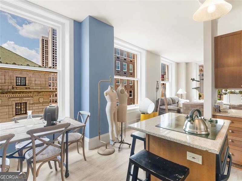 57 FORSYTH Street NW # 5B