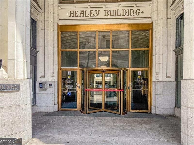 57 FORSYTH Street NW # 5B