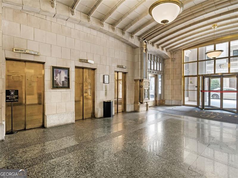 57 FORSYTH Street NW # 5B