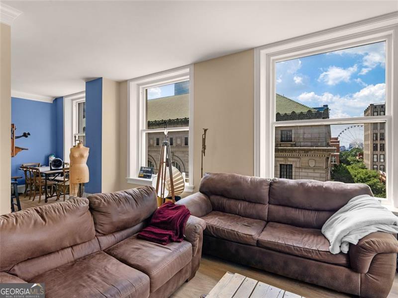 57 FORSYTH Street NW # 5B