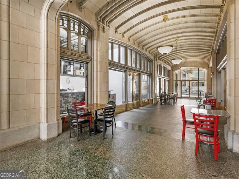 57 FORSYTH Street NW # 5B