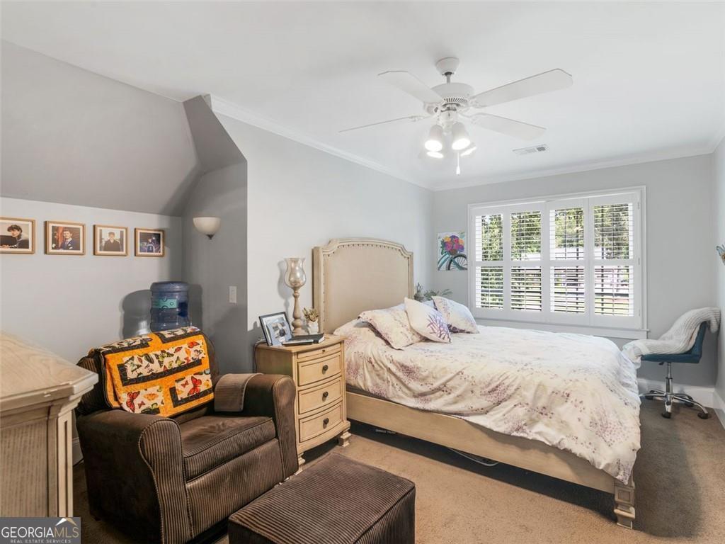 598 ELLIOTT Road