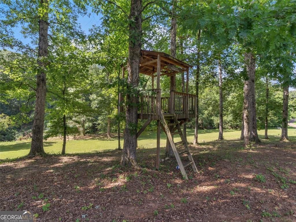 598 ELLIOTT Road