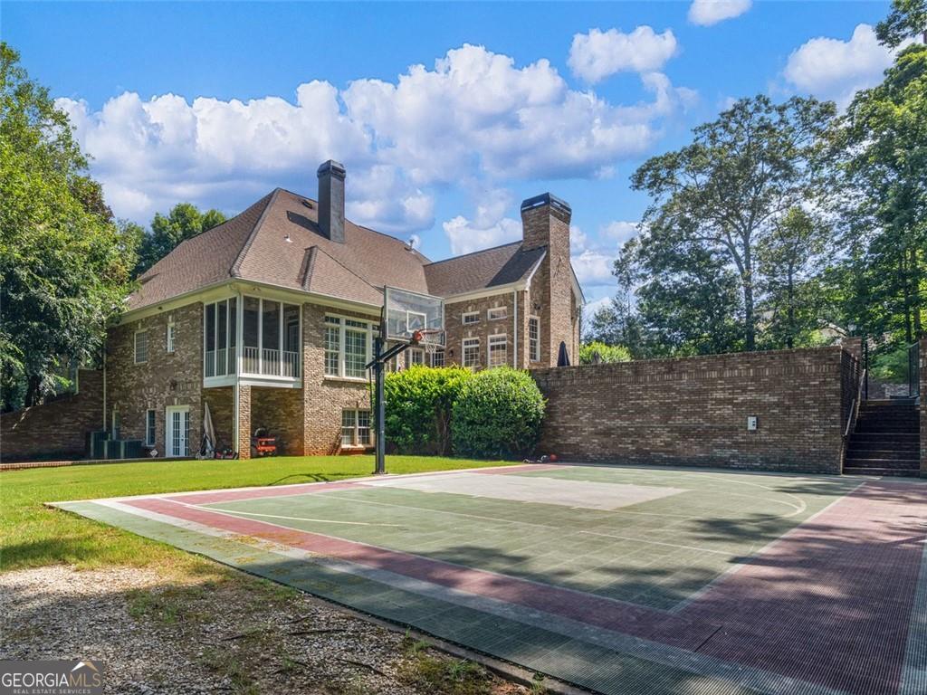598 ELLIOTT Road