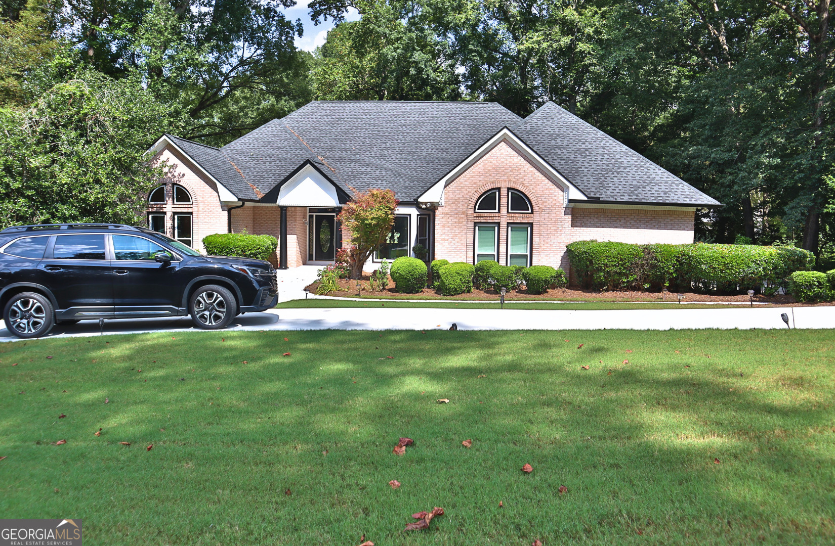 122 Royal Burgess Way