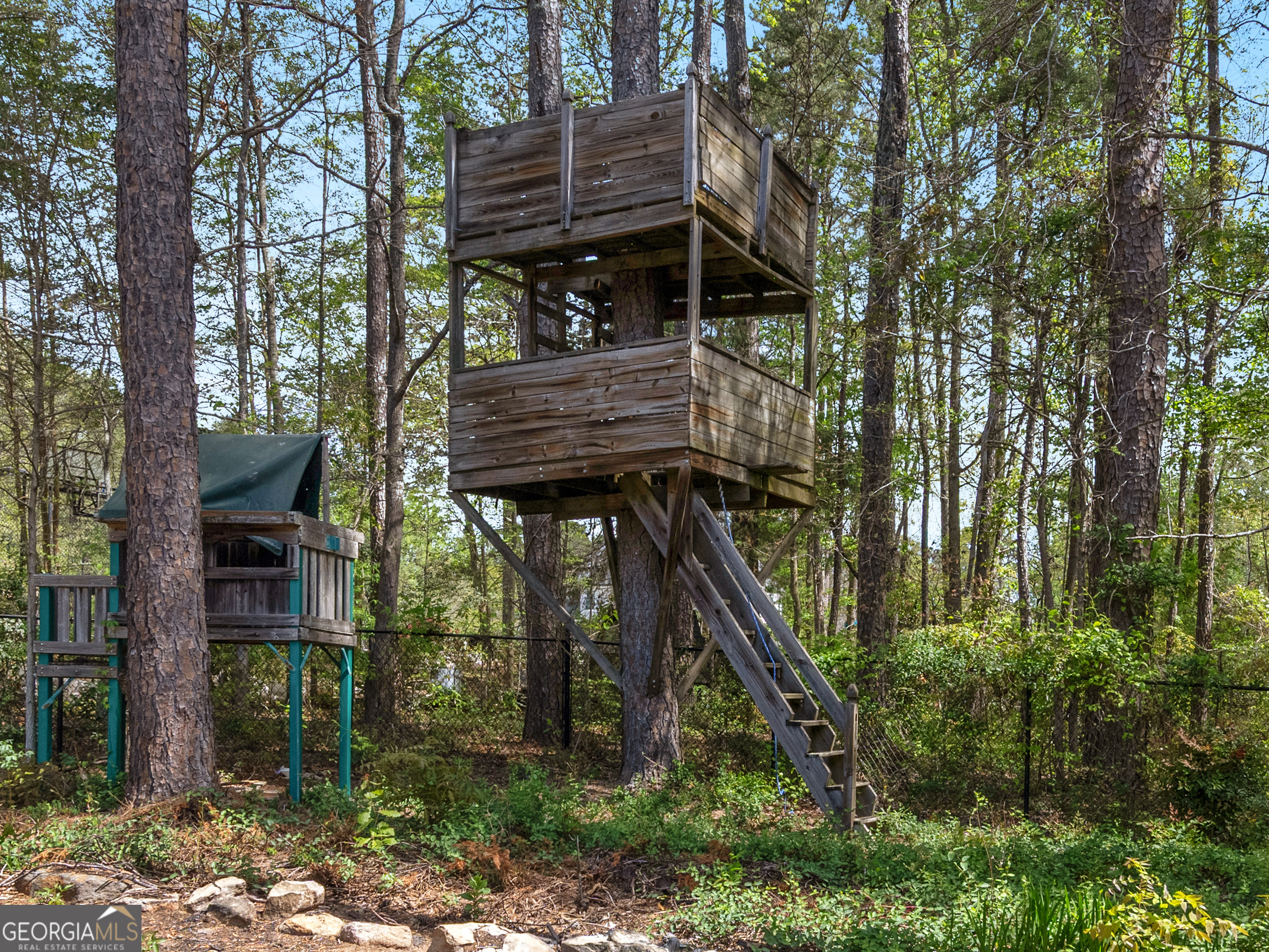 2033 Pine Forest Trail