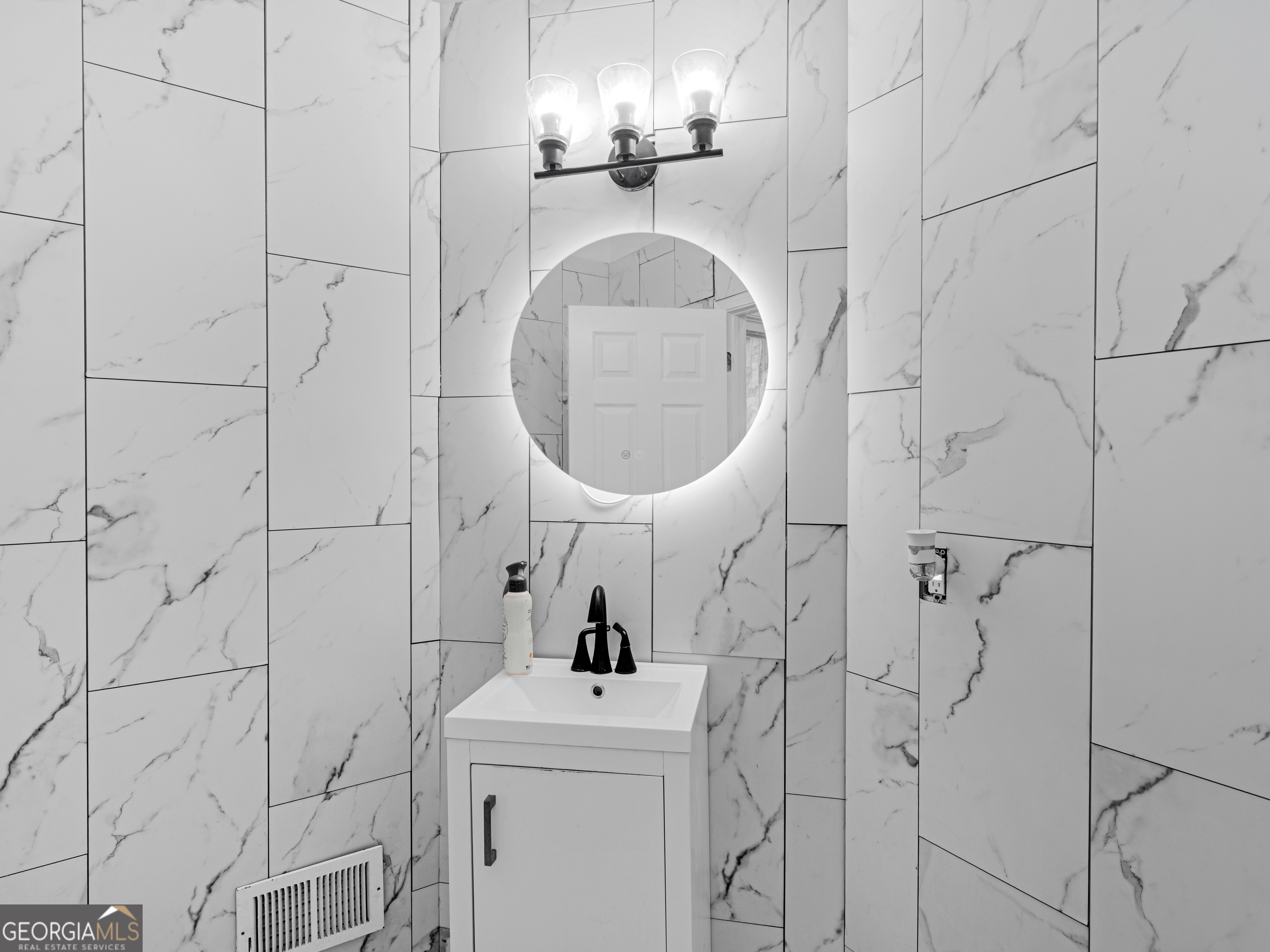 2033 Pine Forest Trail