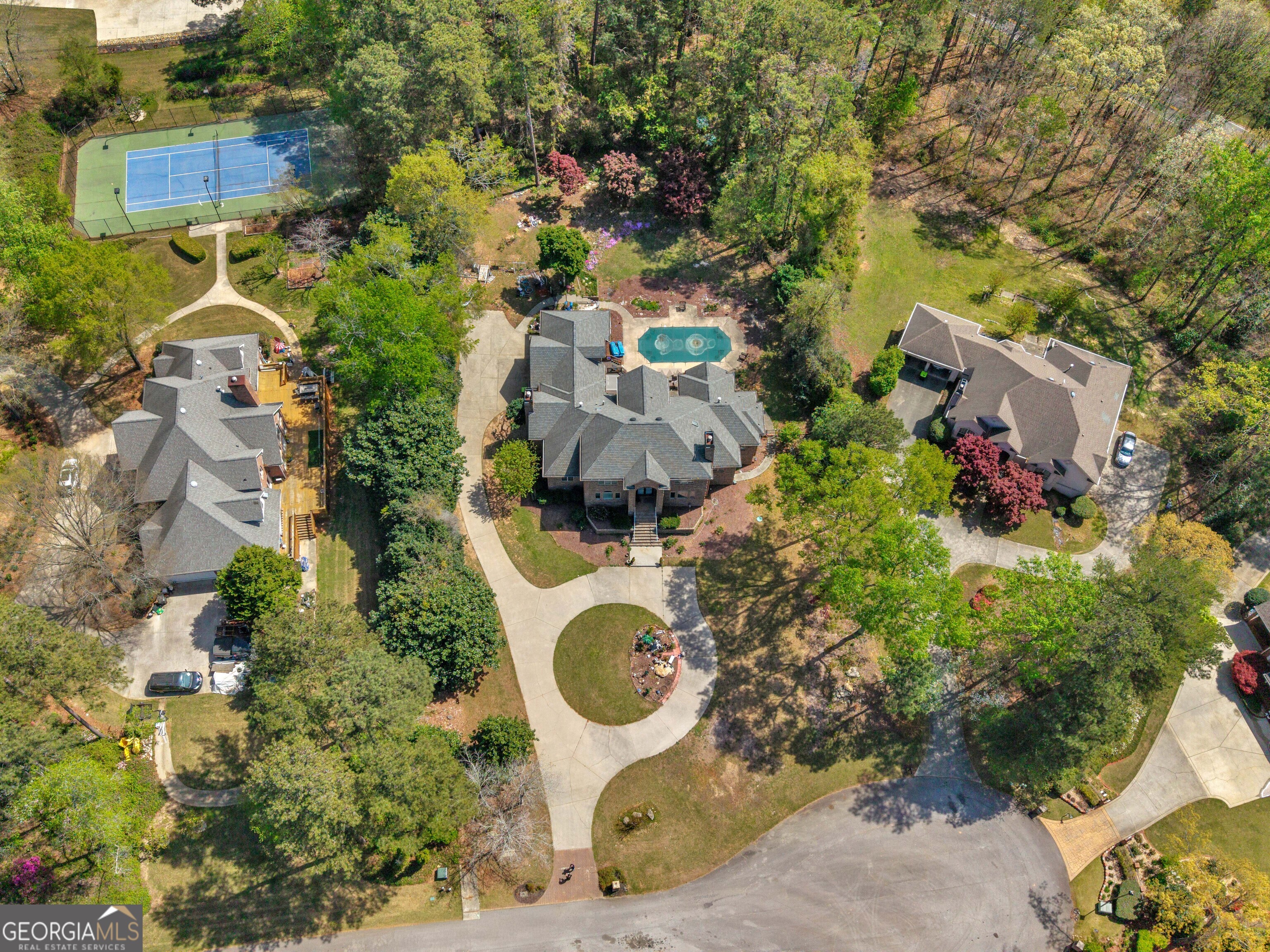 2033 Pine Forest Trail