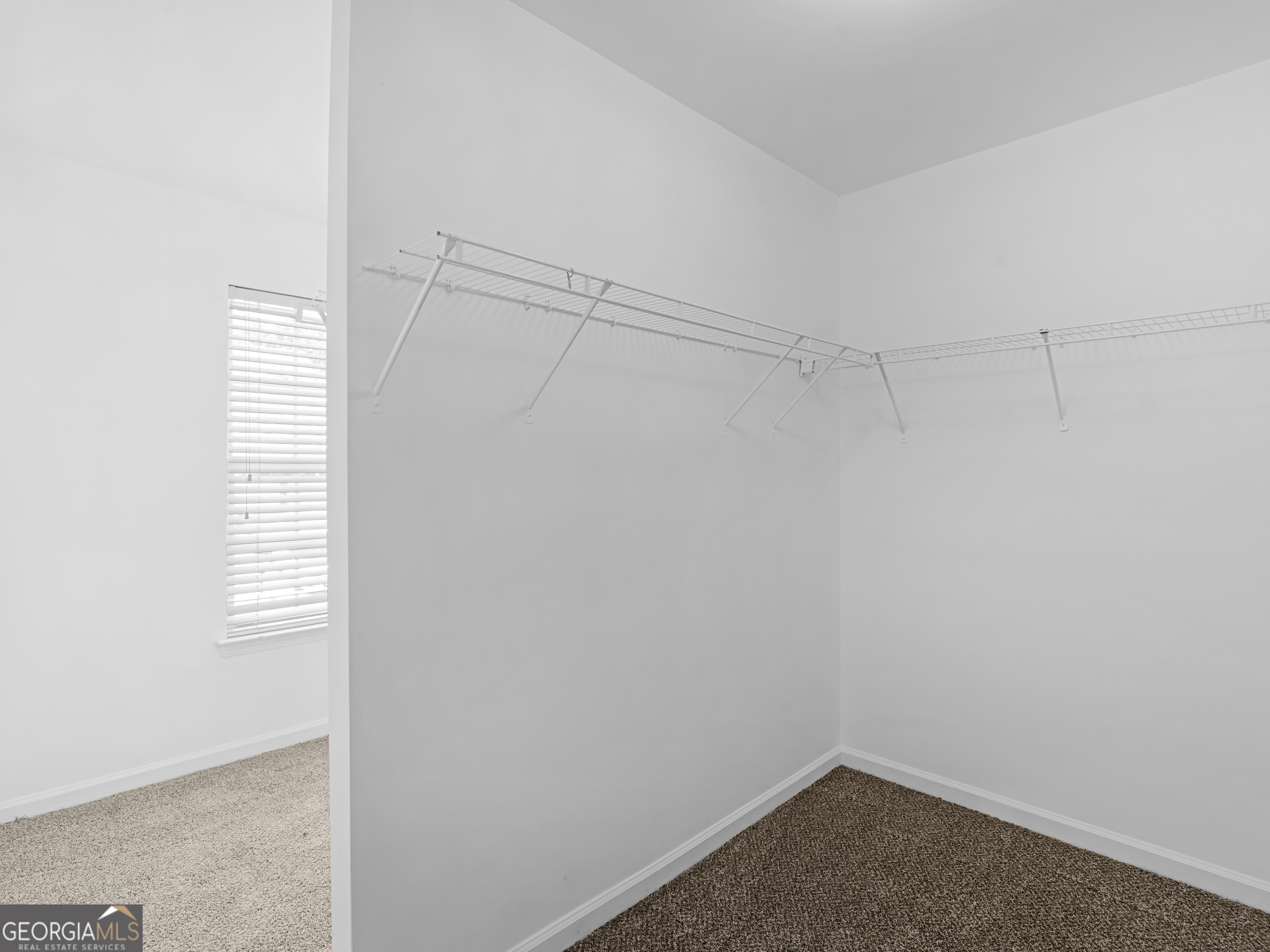 7228 Mountain Laurel Way