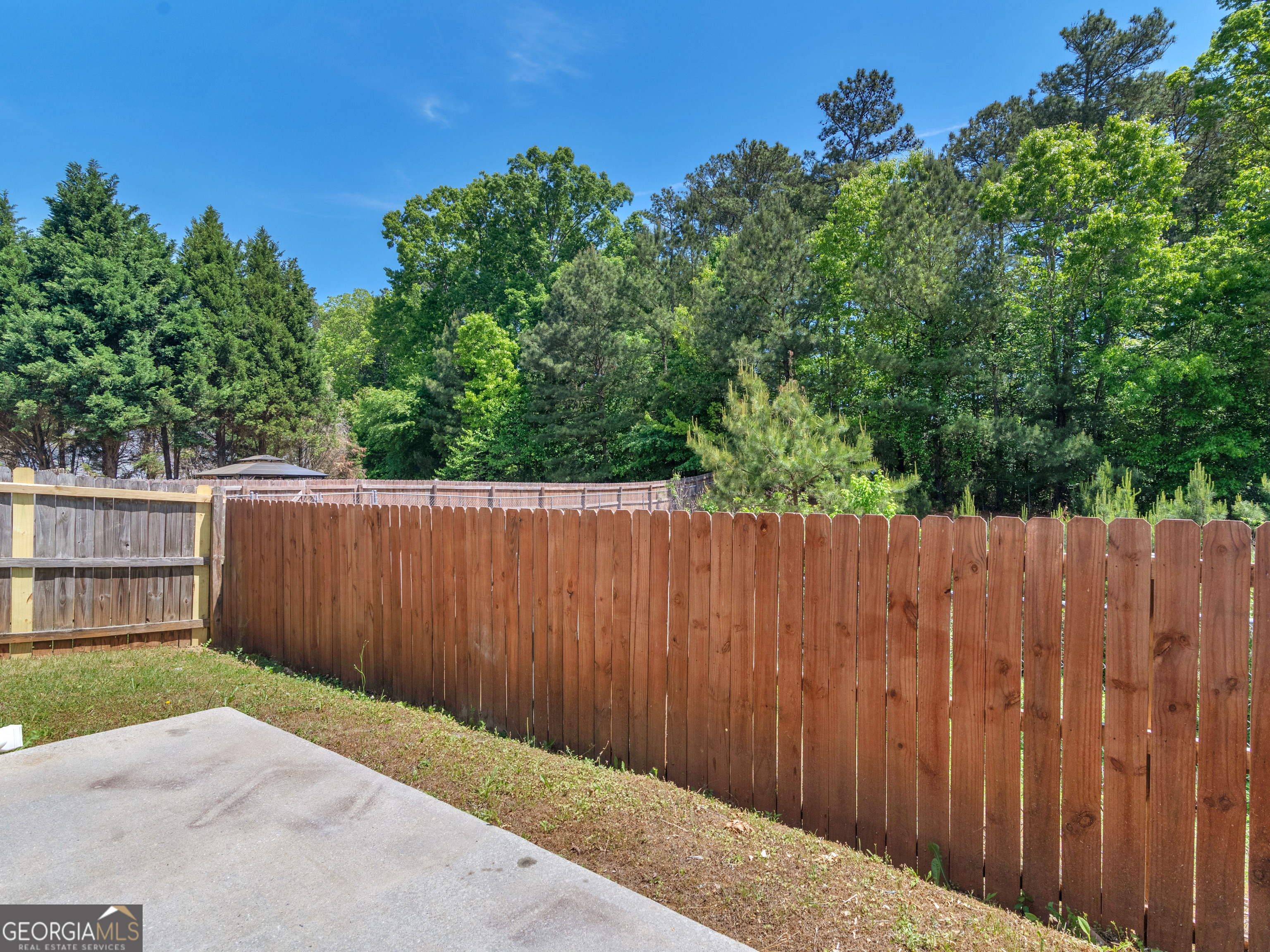 7228 Mountain Laurel Way