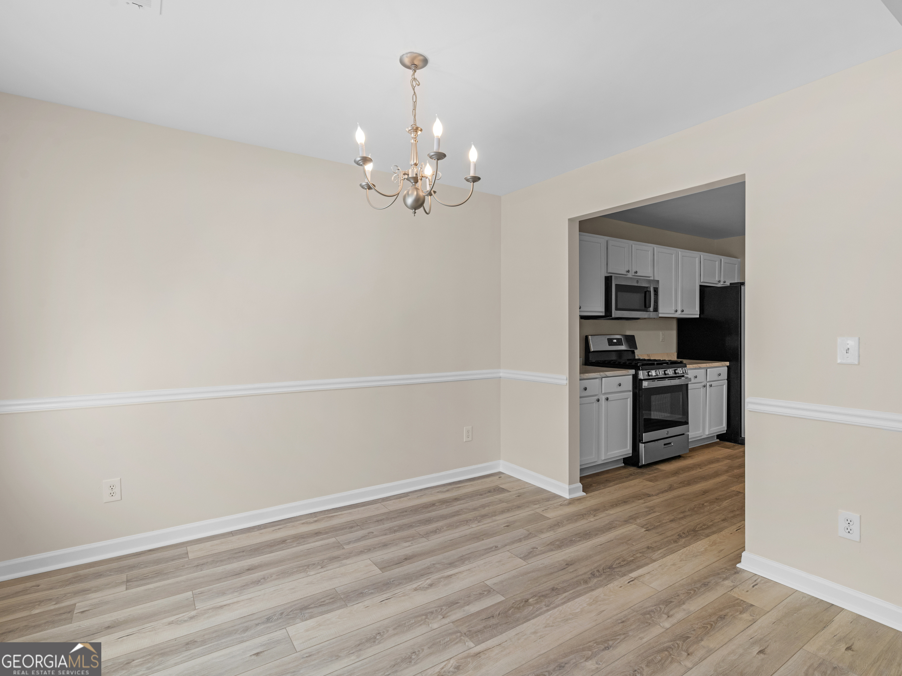 7228 Mountain Laurel Way