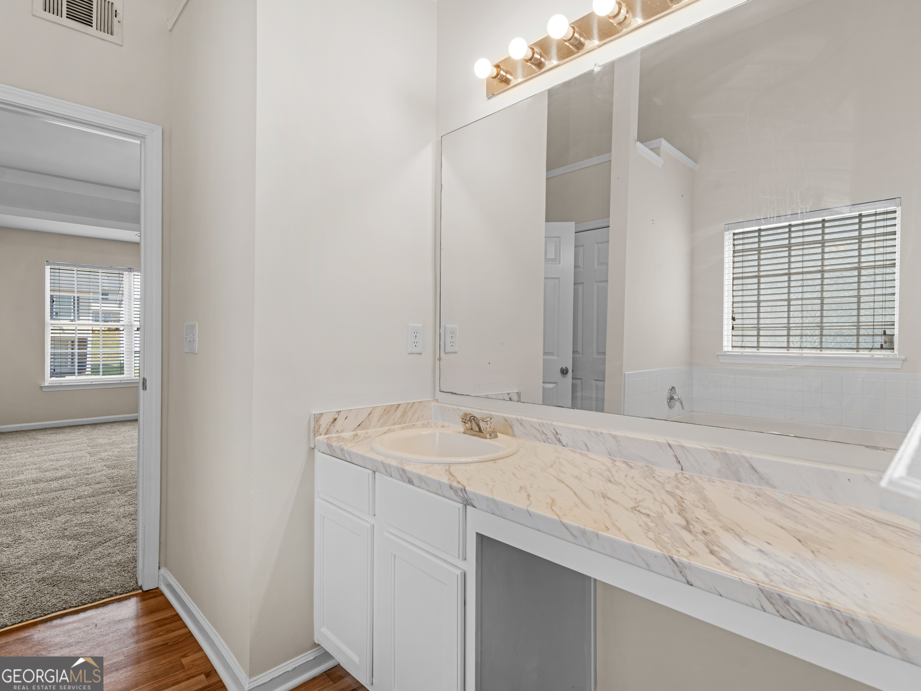 7228 Mountain Laurel Way